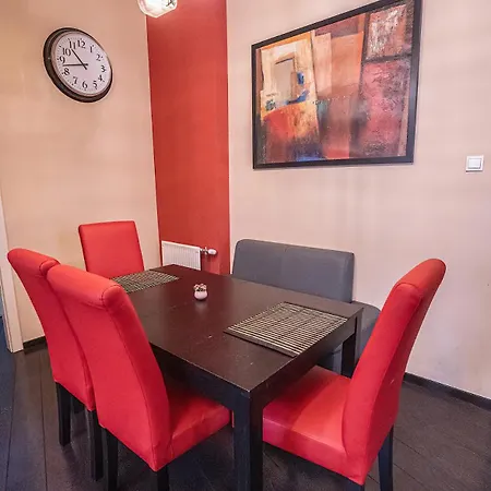 Kelemen Apartment *